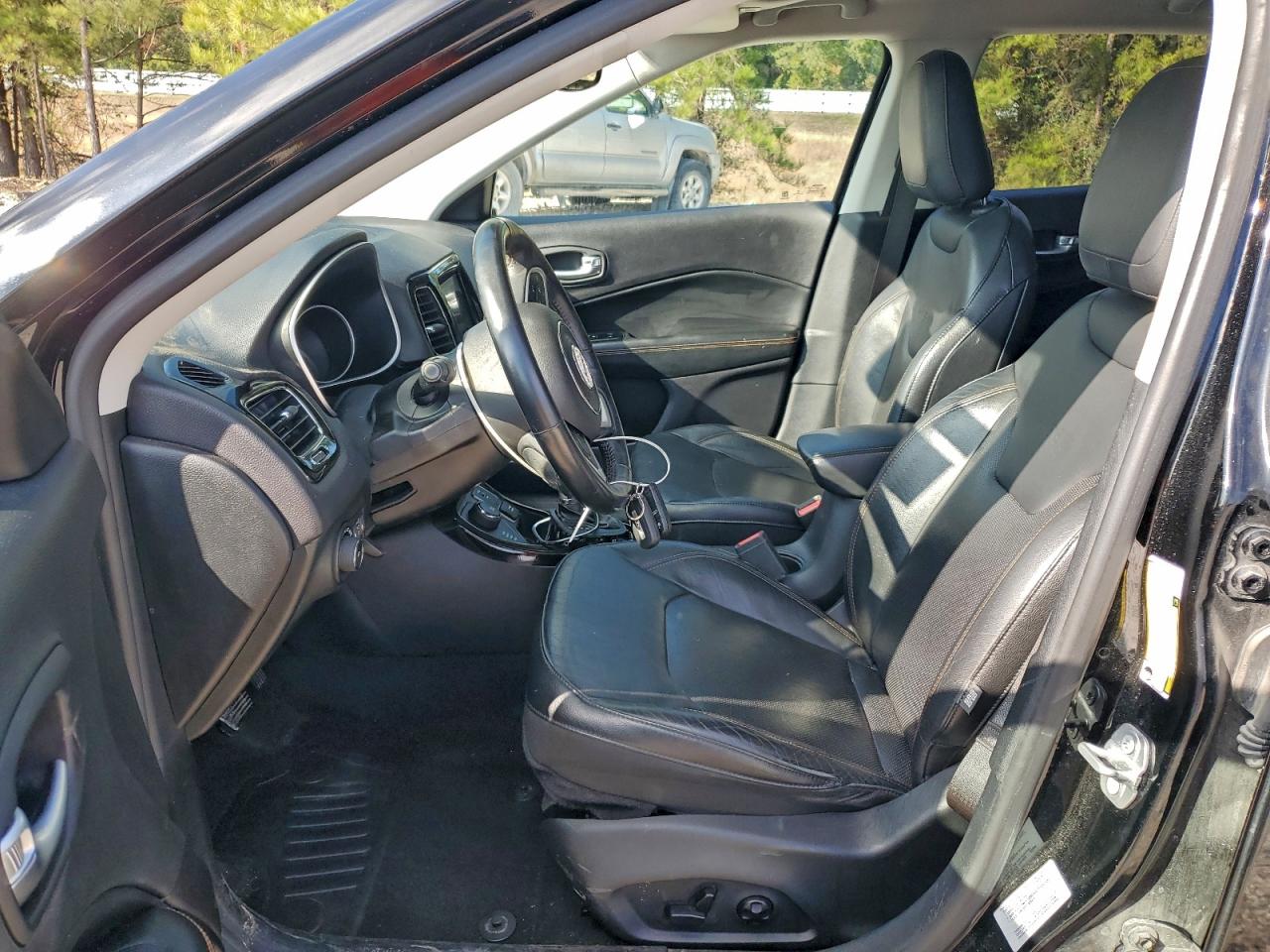 Jeep Compass Limited Image 2