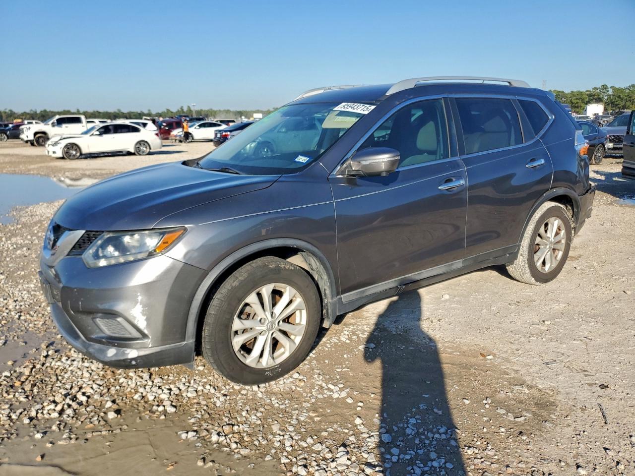 Nissan Rogue S Image 1