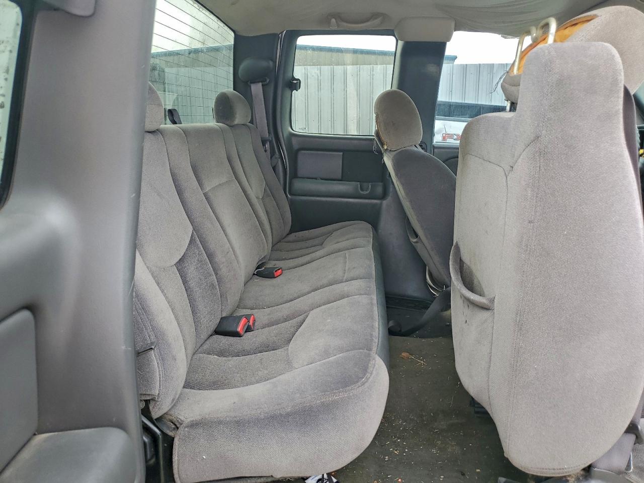 GMC Sierra C1500 Image 9