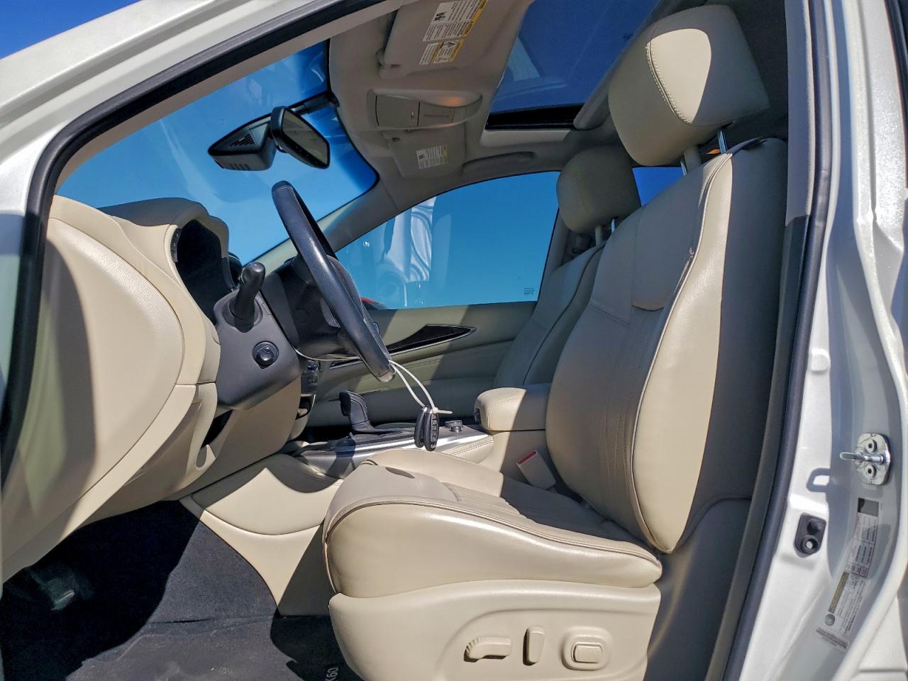 INFINITI Qx Image 13