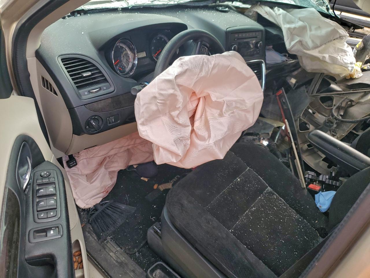 Dodge Caravan Se Image 11