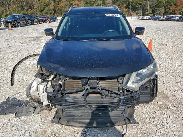 Nissan Rogue S Image 3