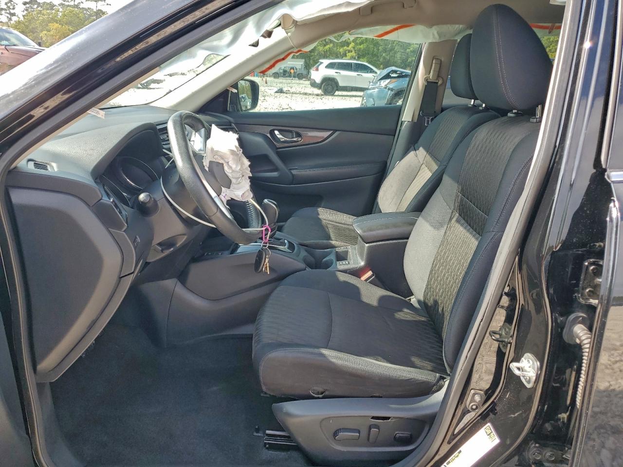 Nissan Rogue S Image 14