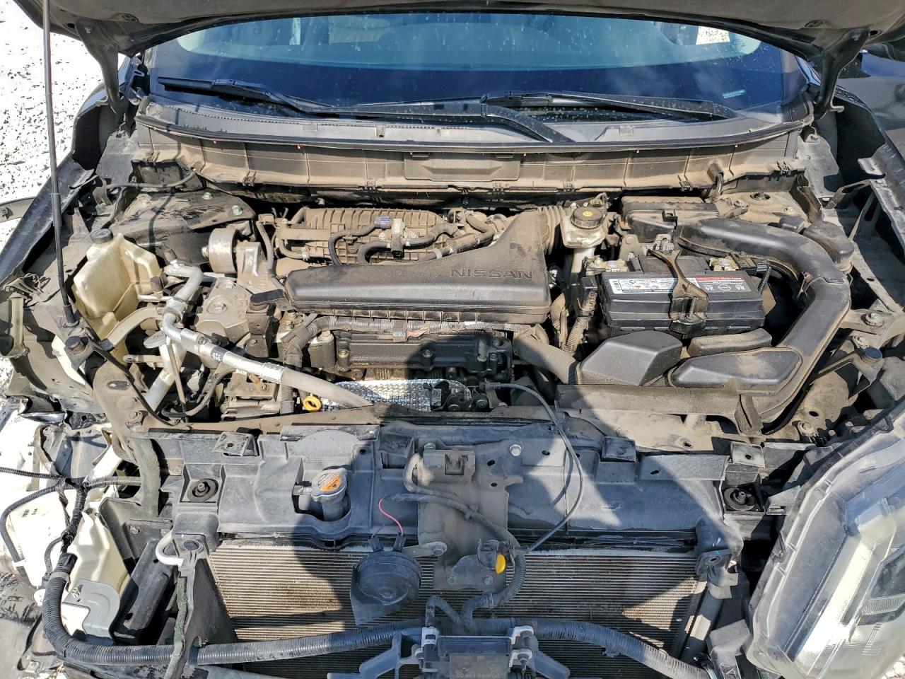 Nissan Rogue S Image 11