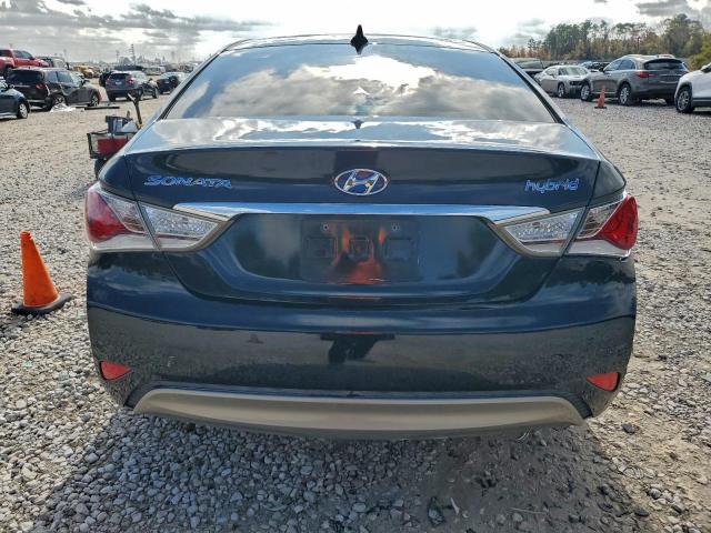 Hyundai SONATA Hybrid Image 9