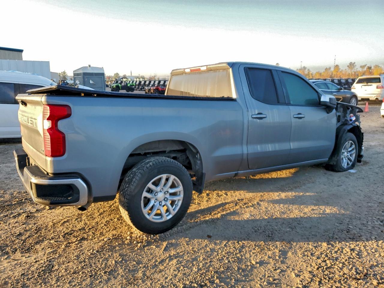 Chevrolet Silverado C1500 Lt Image 4