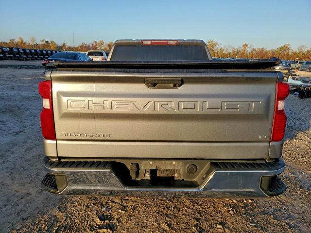 Chevrolet Silverado C1500 Lt Image 9