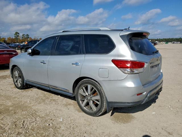 Nissan Pathfinder S Image 5