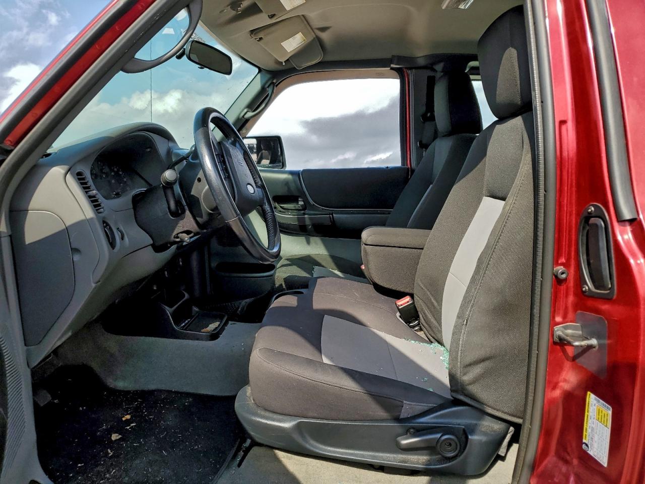 Ford Ranger Super Cab Image 3
