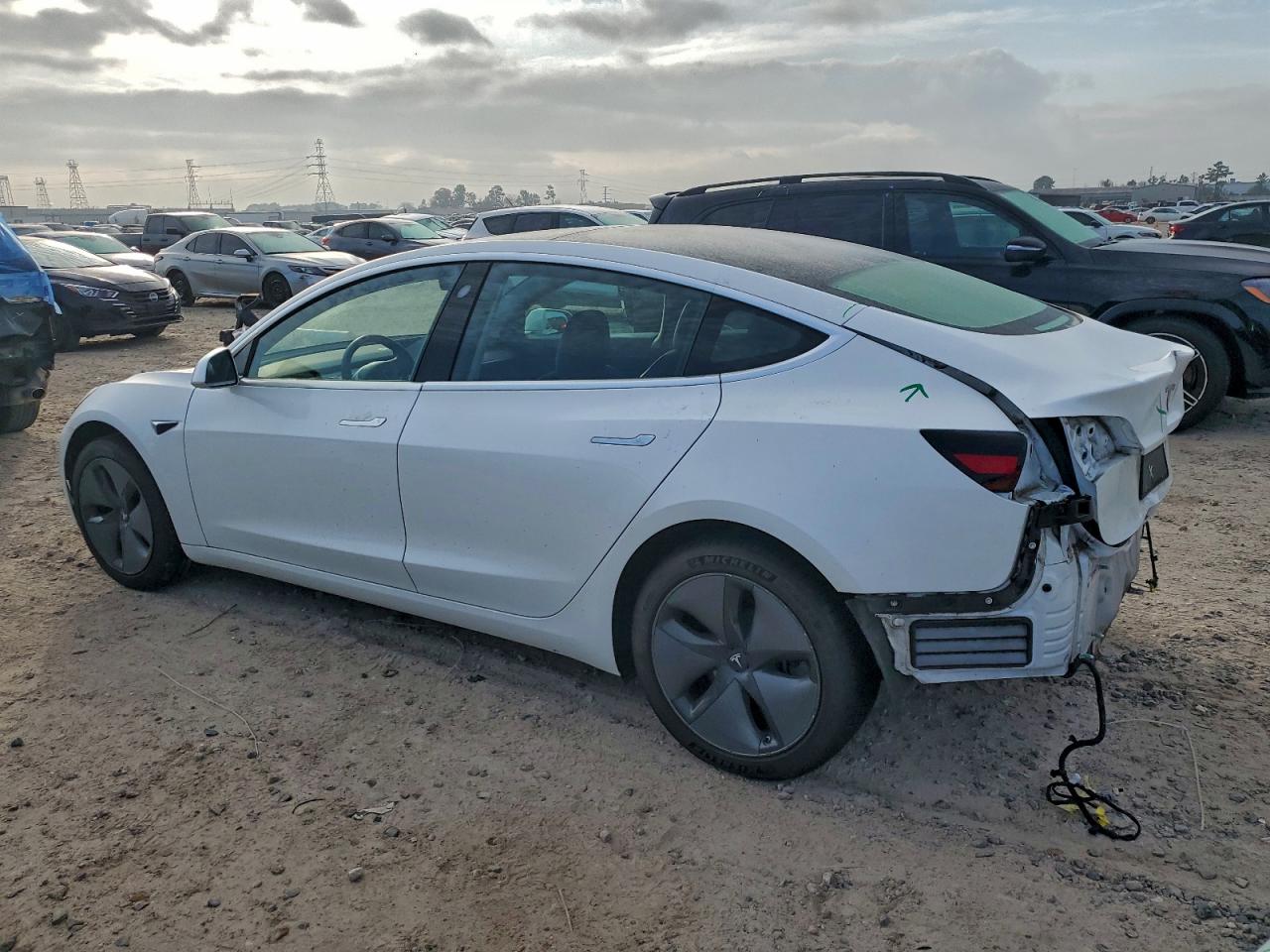 Tesla Model 3 Image 2