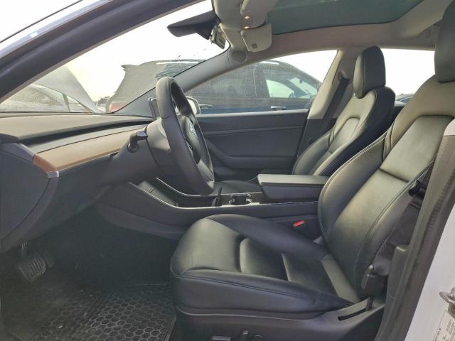 Tesla Model 3 Image 6