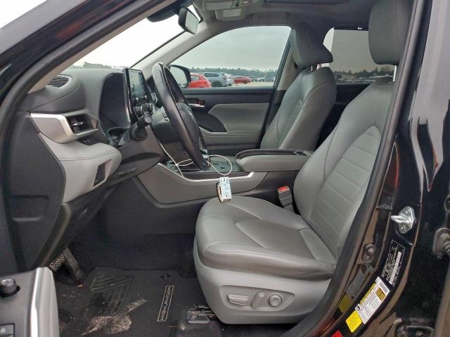 Toyota Highlander Xle Image 4