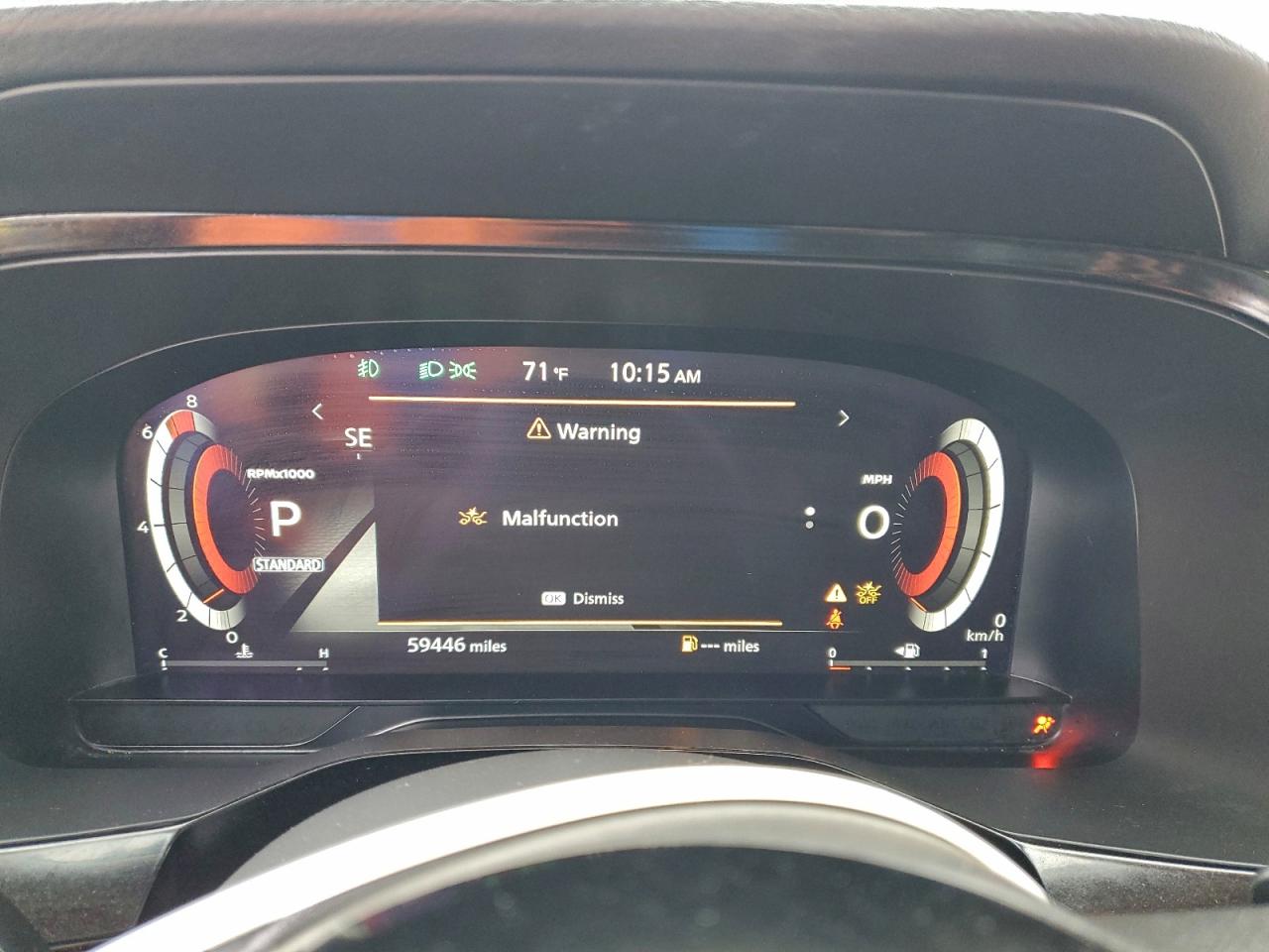 Nissan Pathfinder Platinum Image 8