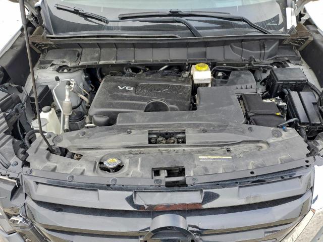 Nissan Pathfinder Platinum Image 10