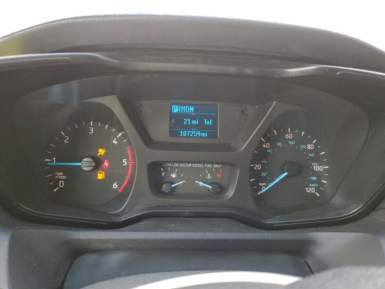 Ford Transit T-250 Image 6