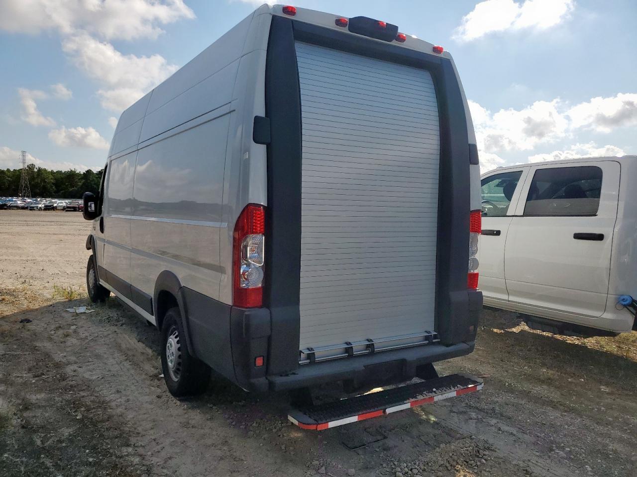 Ram Promaster 3500 Super High Image 6