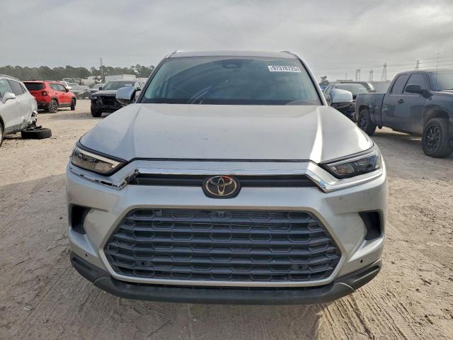 Toyota Grand High Xle Image 7