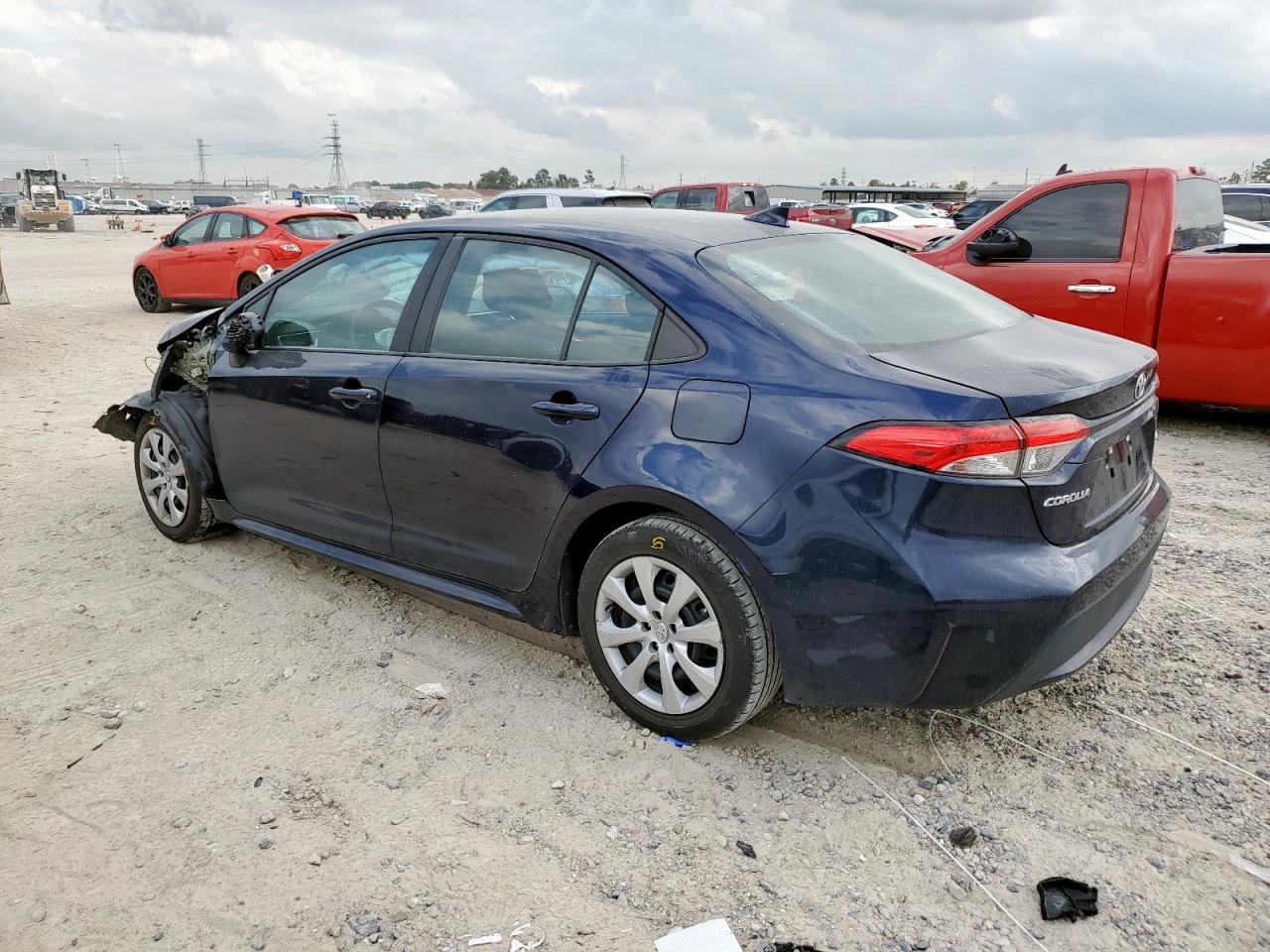 Toyota Corolla Le Image 6