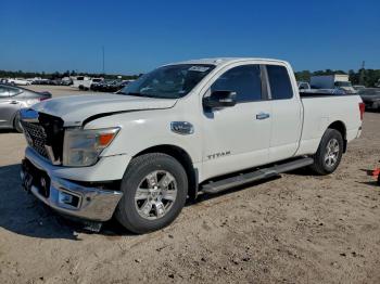  Salvage Nissan Titan