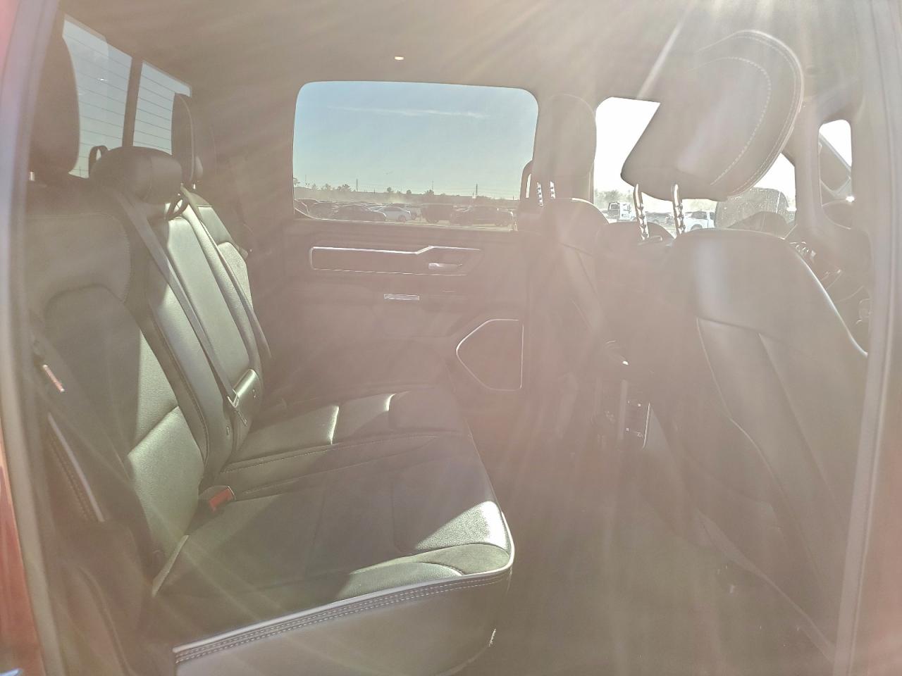 Ram 1500 Laramie Image 4