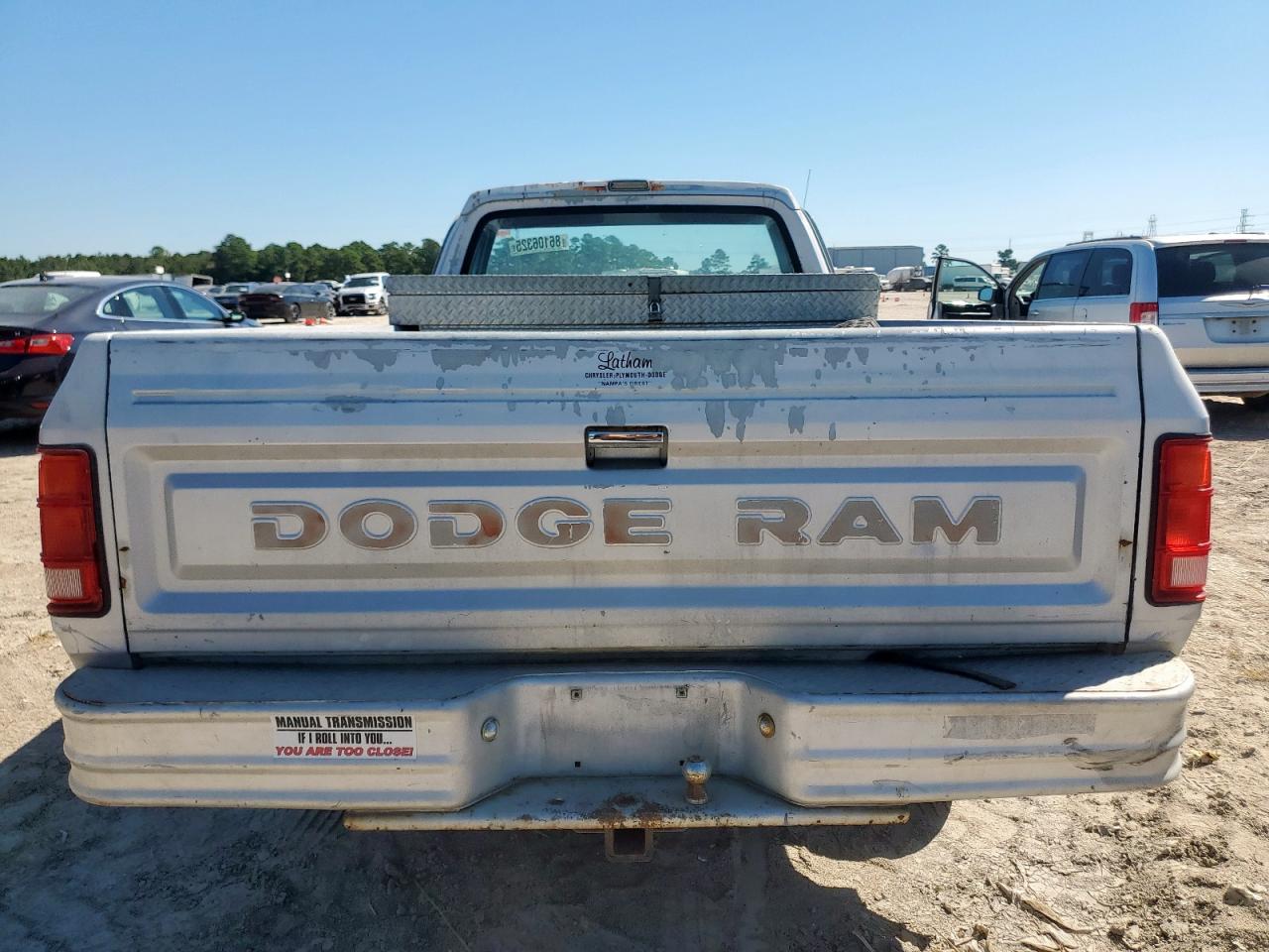 Dodge D Series D200 Image 11