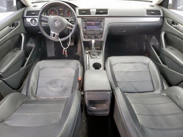 Volkswagen Passat S Image 7