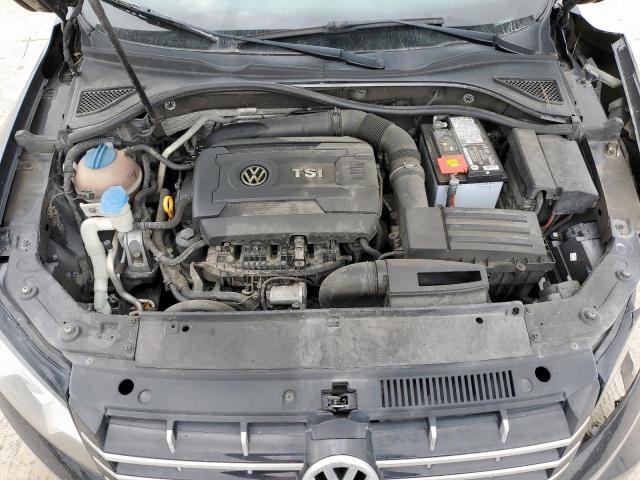 Volkswagen Passat S Image 8