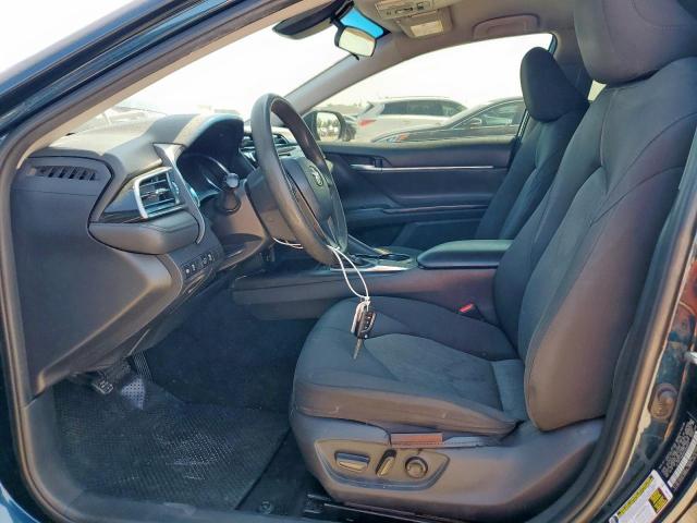 Toyota Camry L Image 13