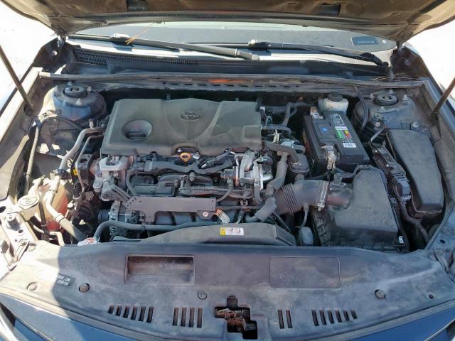 Toyota Camry L Image 10