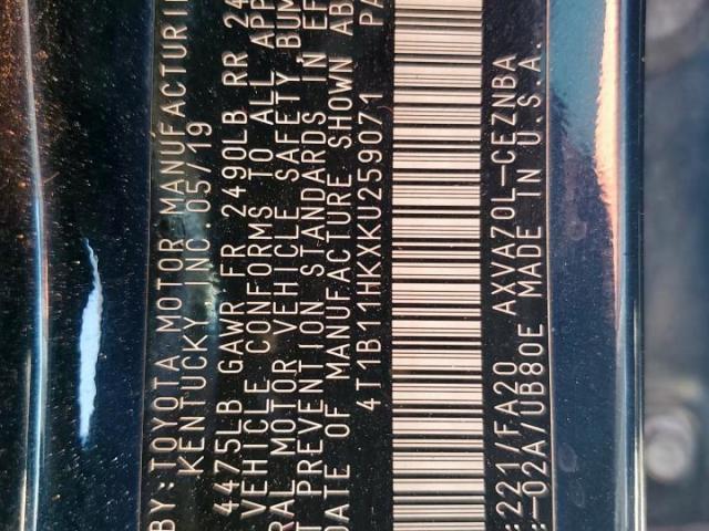 Toyota Camry L Image 11