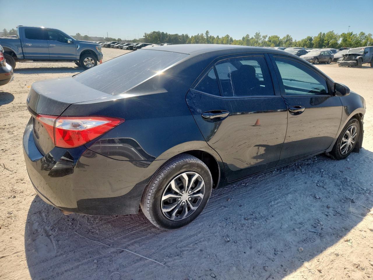 Toyota Corolla L Image 7