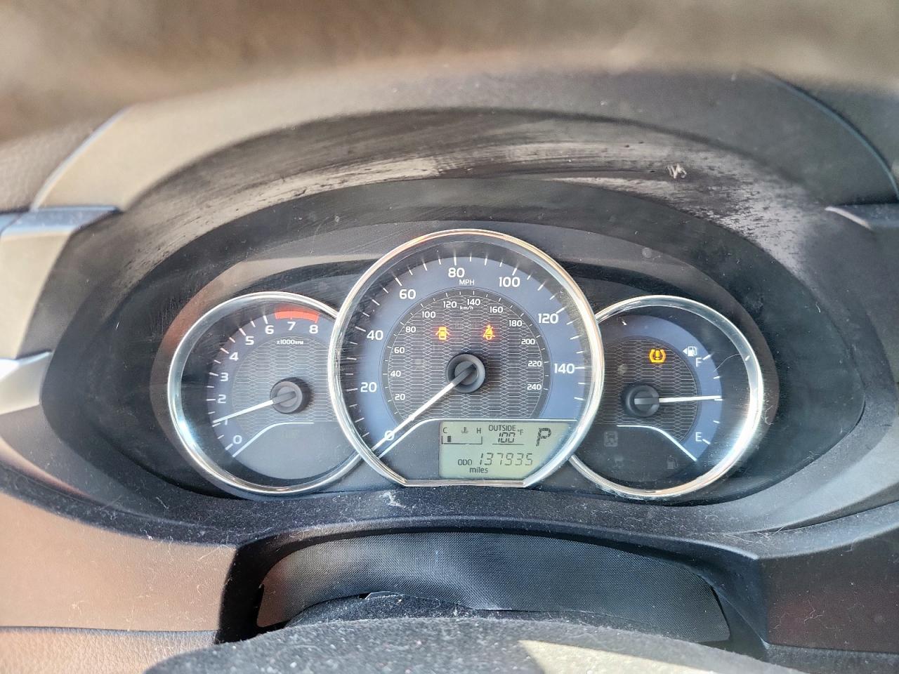 Toyota Corolla L Image 6