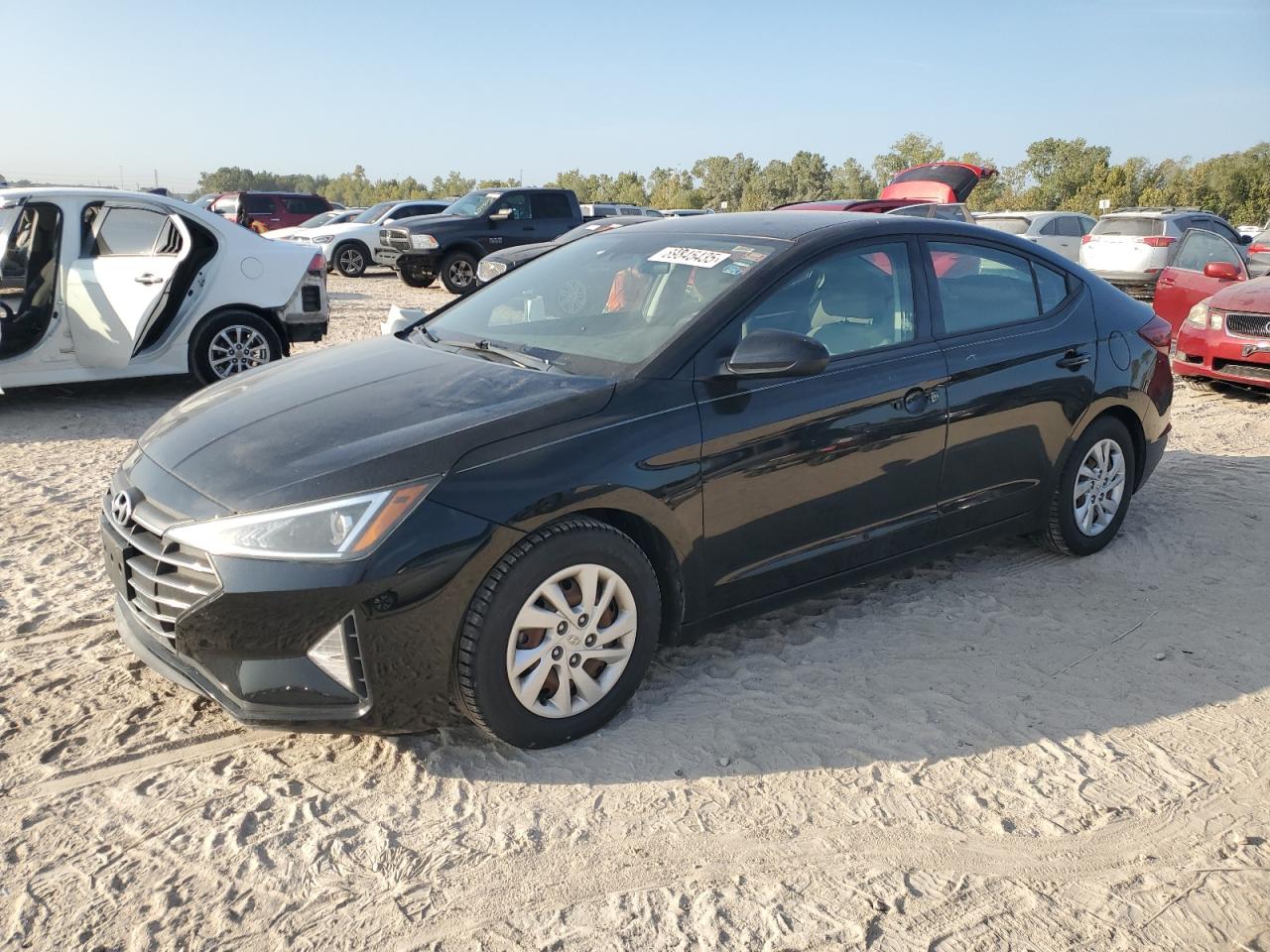 Hyundai ELANTRA Se Image 1