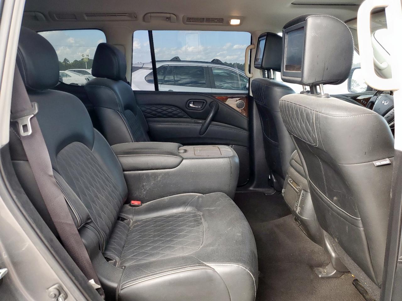 INFINITI Qx Luxe Image 10