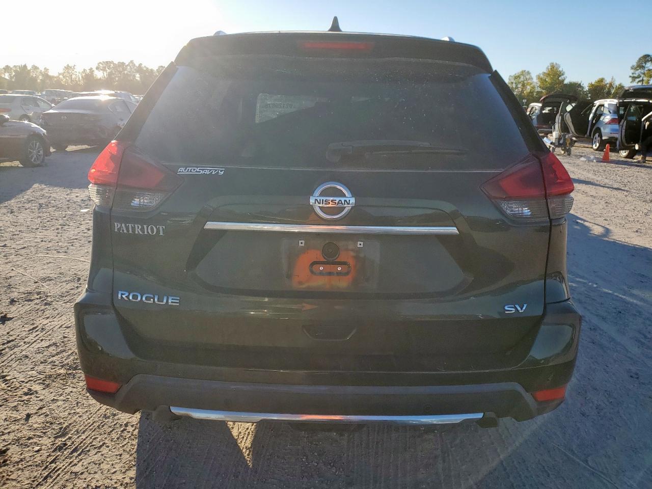 Nissan Rogue S Image 12