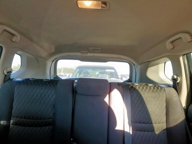 Nissan Rogue S Image 7