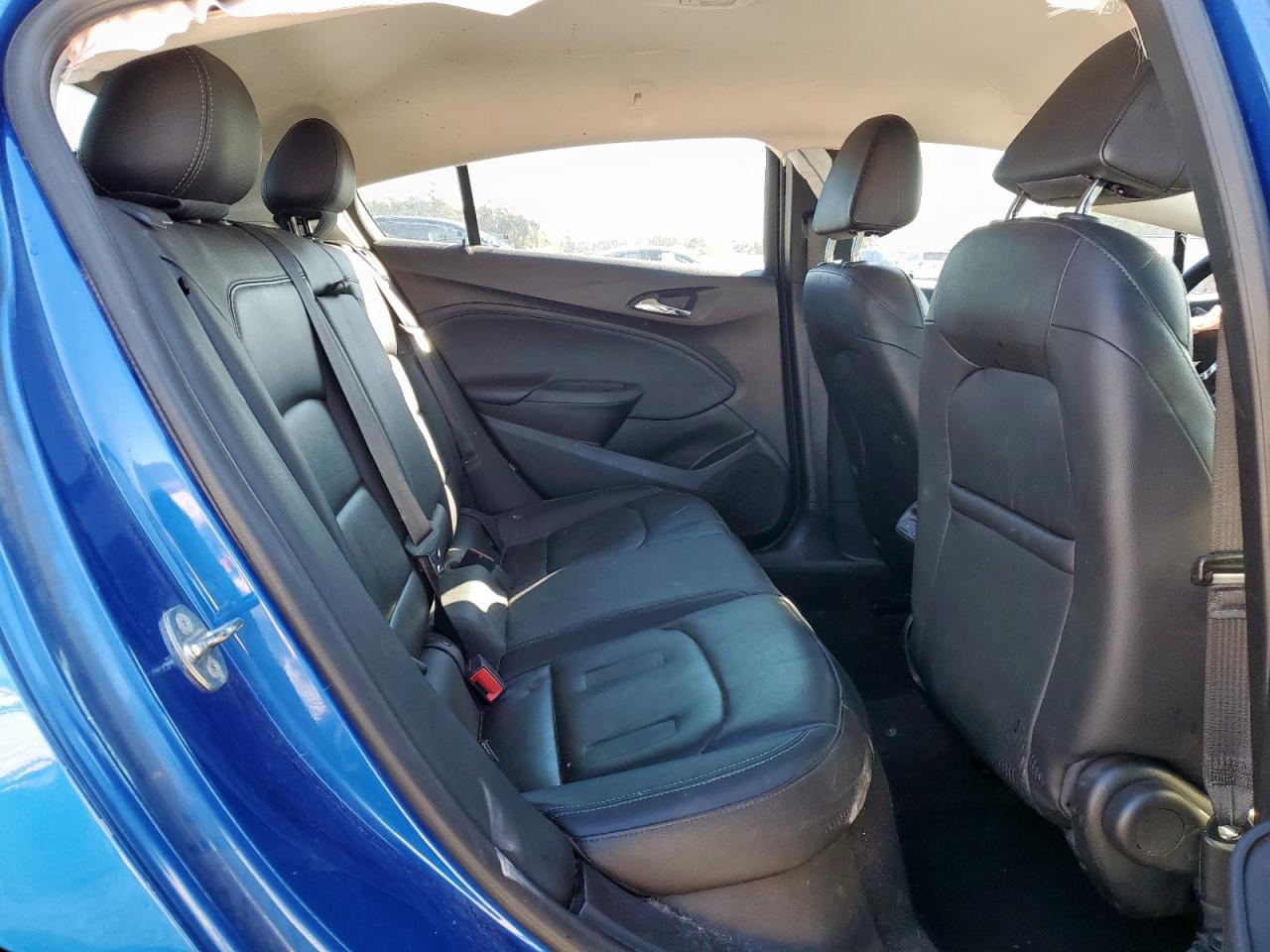 Chevrolet Cruze Premier Image 8