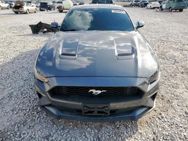 Ford Mustang Image 2