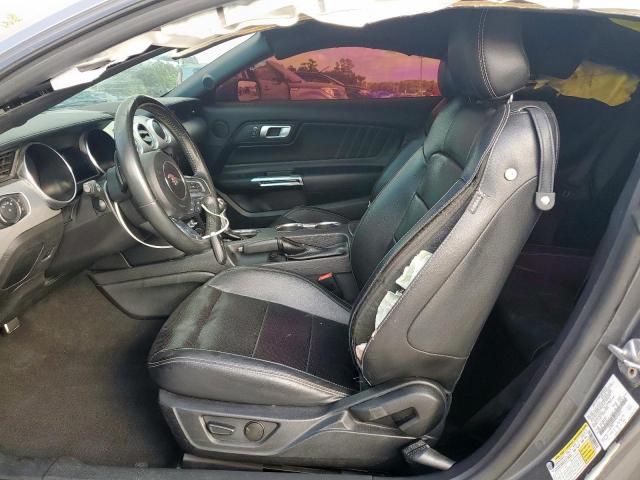 Ford Mustang Image 5