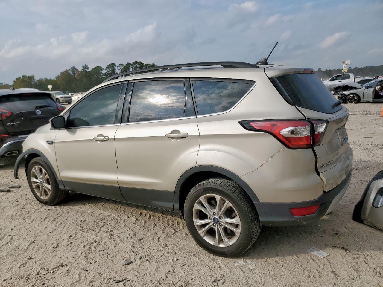 Ford Escape Sel Image 3