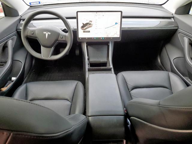 Tesla Model 3 Image 7