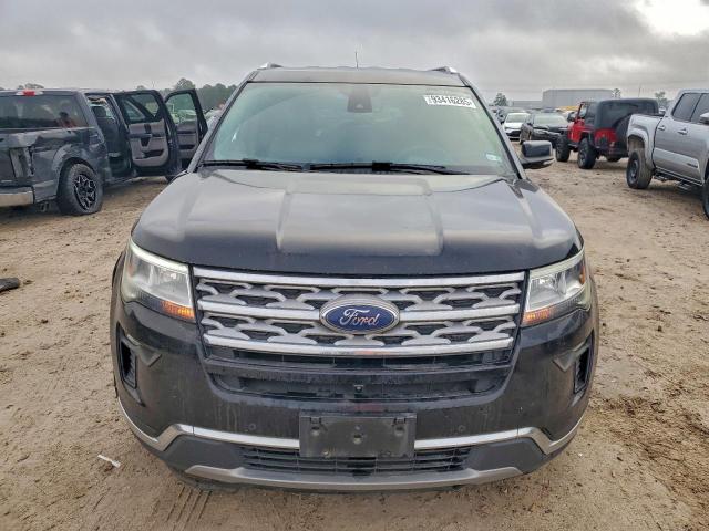 Ford Explorer Limited Image 8