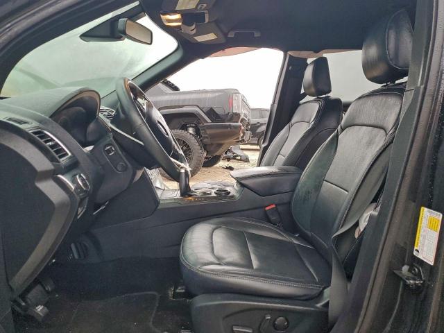 Ford Explorer Limited Image 10