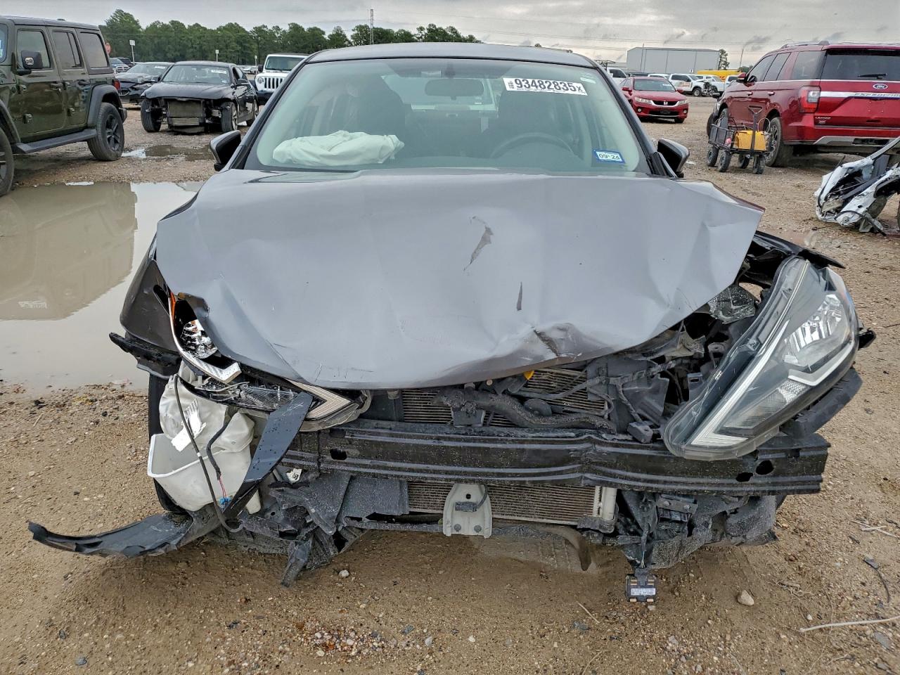 Nissan Sentra S Image 4