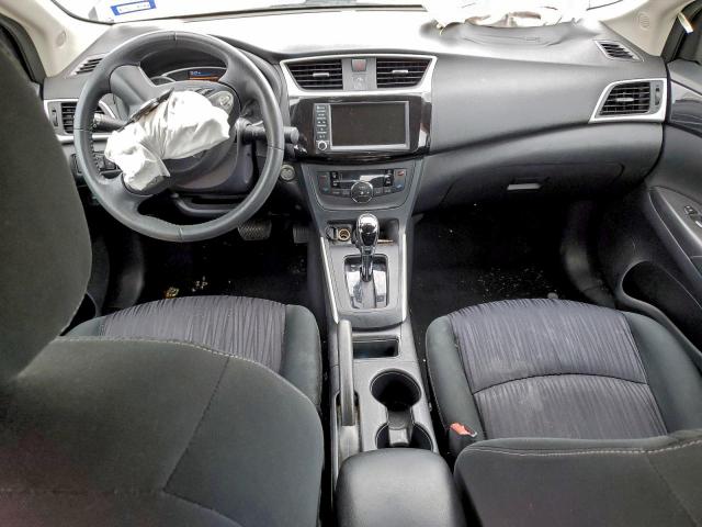 Nissan Sentra S Image 10