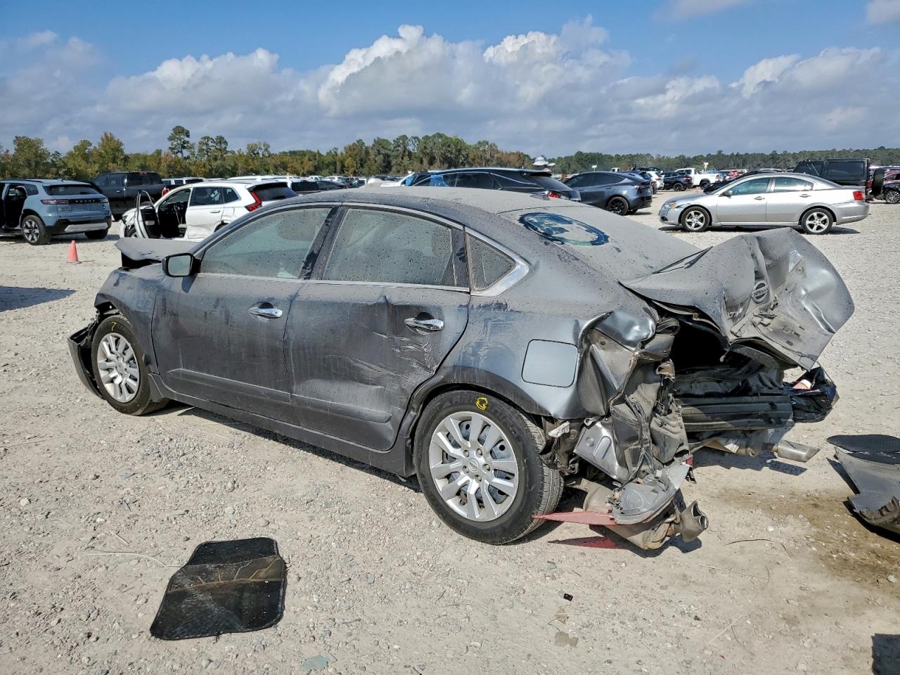 Nissan Altima 2.5 Image 2