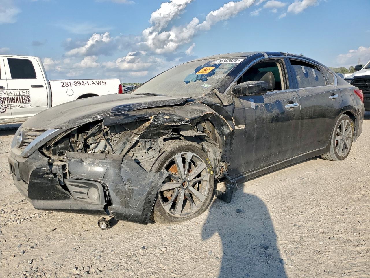 Nissan Altima 2.5 Image 1