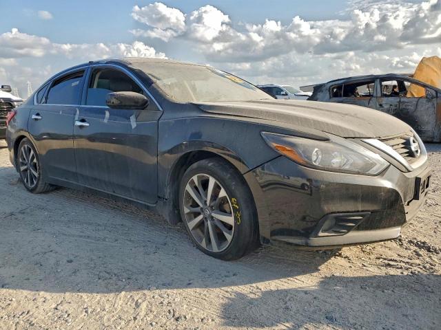 Nissan Altima 2.5 Image 7