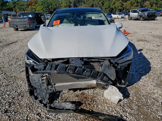 INFINITI Qx Luxe Image 4