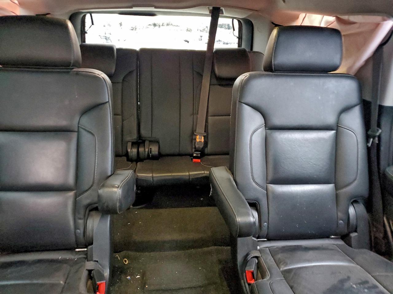 Chevrolet Tahoe C1500 Lt Image 6